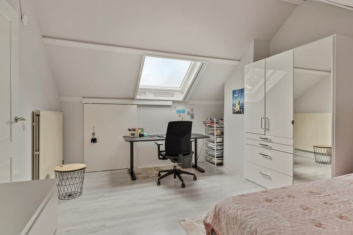 Foto 23 van Monarchstraat 17