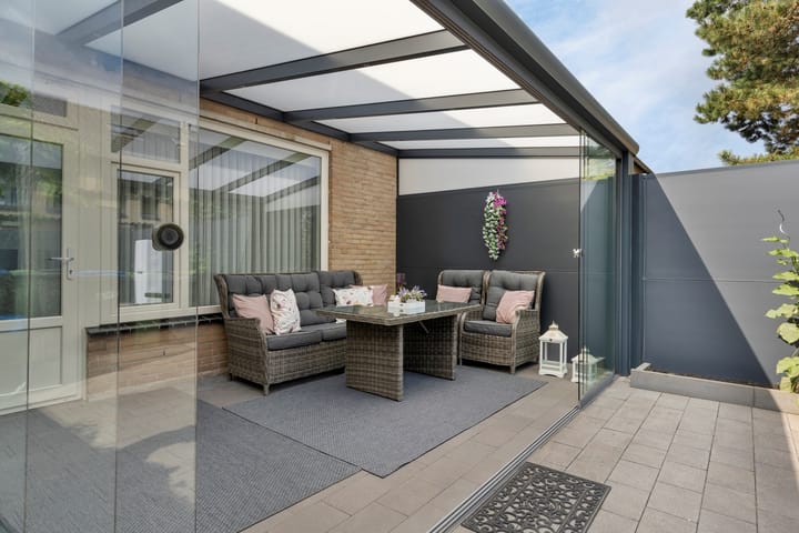 Foto 25 van Monarchstraat 17