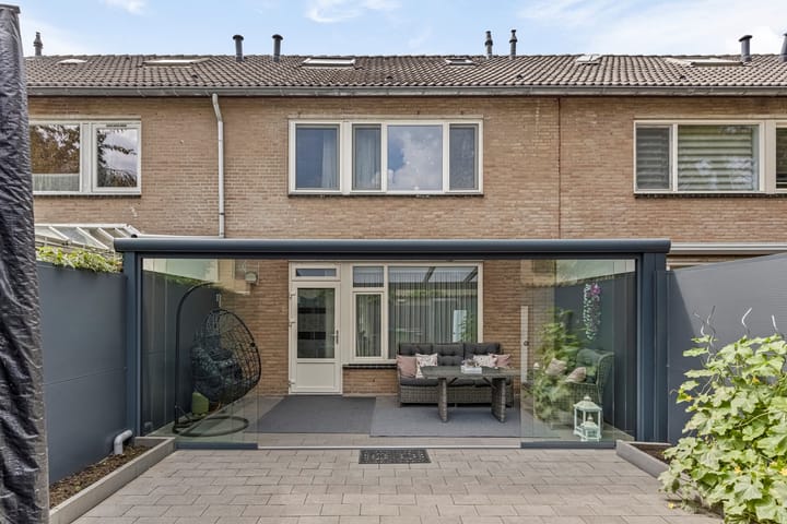 Foto 27 van Monarchstraat 17