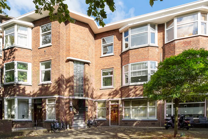 Foto 5 van Caan van Necklaan 167