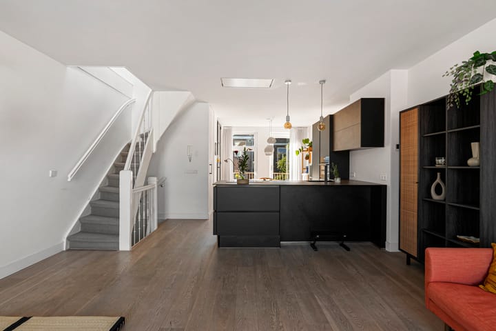 Photo 6 of Tweede Schinkelstraat 13-B