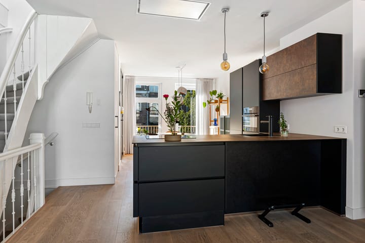 Photo 10 of Tweede Schinkelstraat 13-B