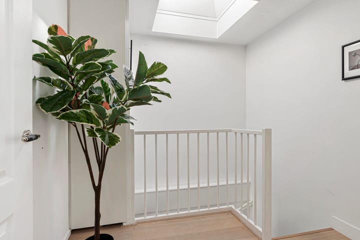 Photo 35 of Tweede Schinkelstraat 13-B