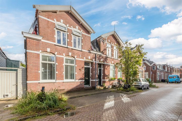 Bekijk foto 49 van Ooievaarstraat 48