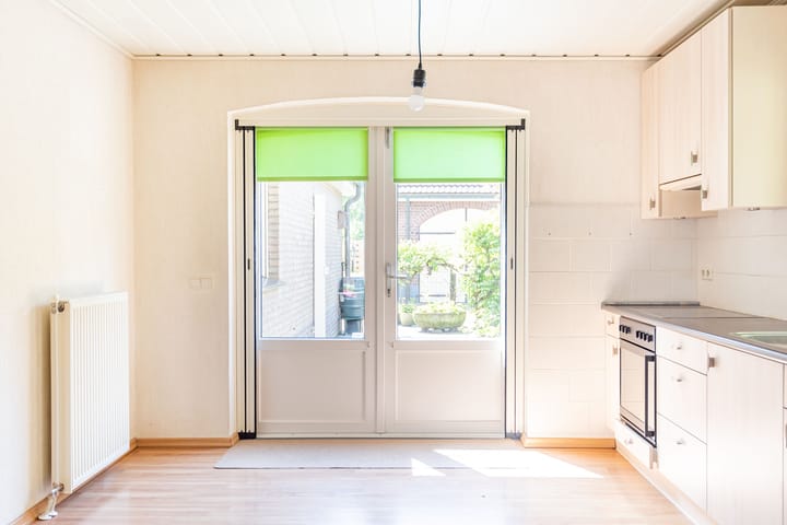 Foto 8 van Emmerikseweg 33