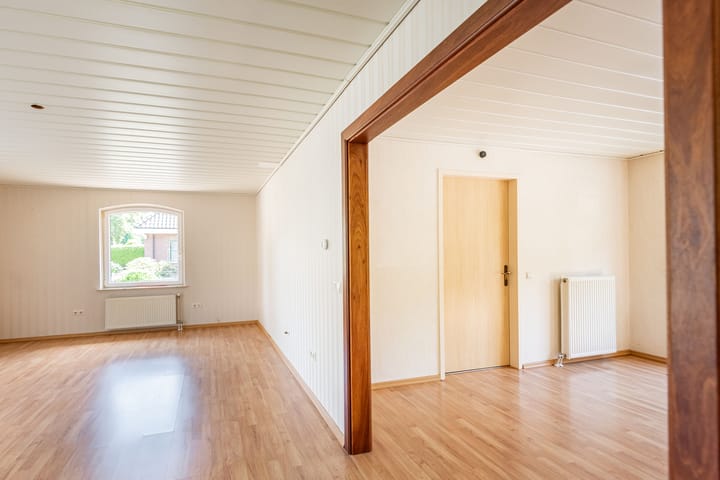 Foto 11 van Emmerikseweg 33