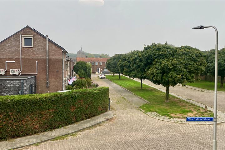 Bekijk foto 40 van van Bylandtstraat 24