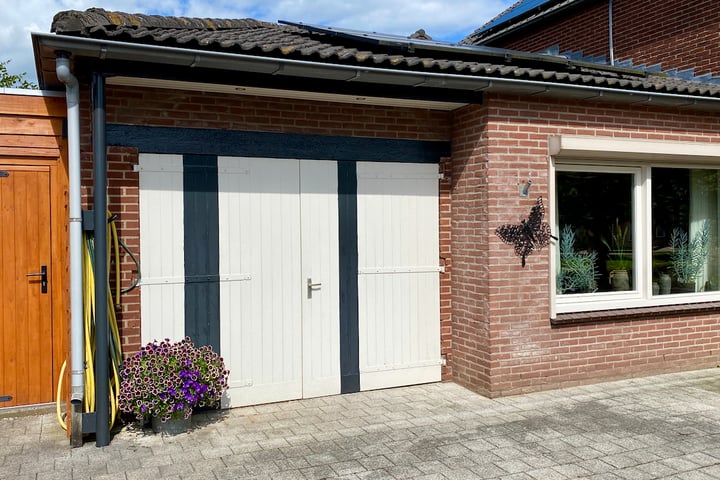 Bekijk foto 46 van van Bylandtstraat 24