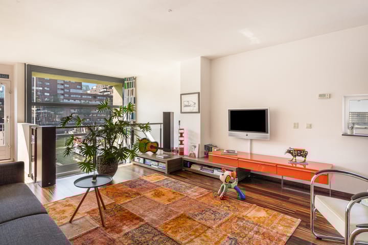 Foto 2 van Cargadoorskade 10