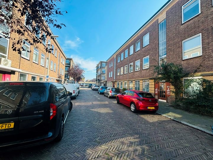 Foto 18 van Wognumstraat 10