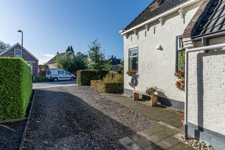 Foto 16 van Aengwirderweg 137