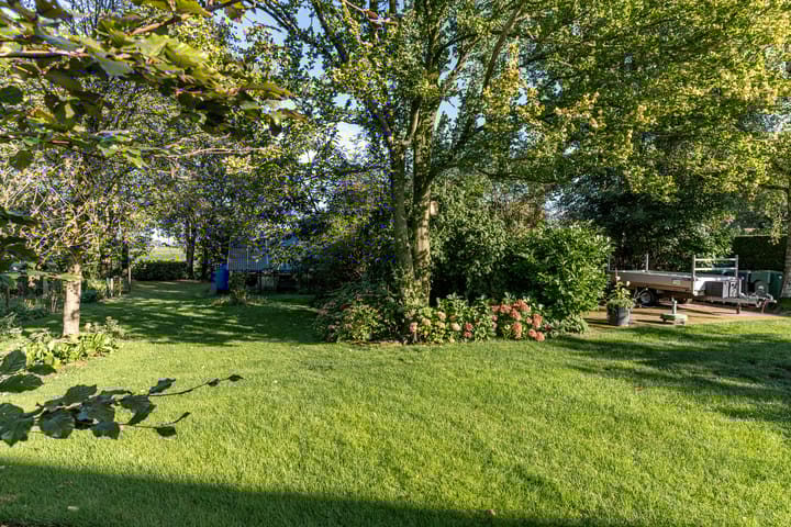 Foto 24 van Aengwirderweg 137