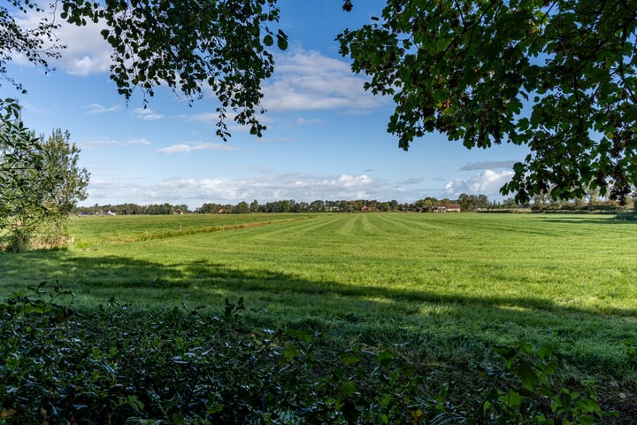 Bekijk foto 33 van Aengwirderweg 137