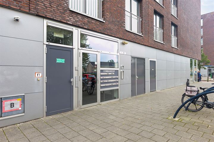 View photo 3 of Rentmeesterlaan 1