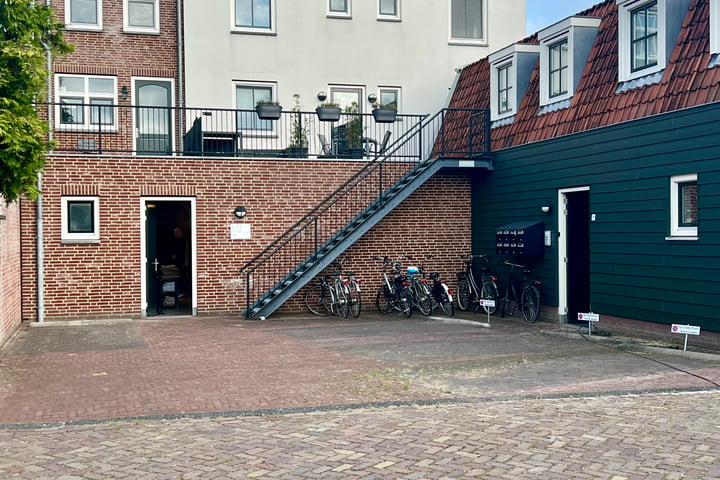 View photo 32 of Peperstraat 15