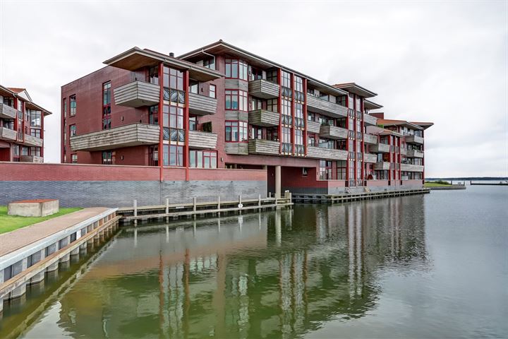 Bekijk foto 1 van Zuiderzee op Zuid 109