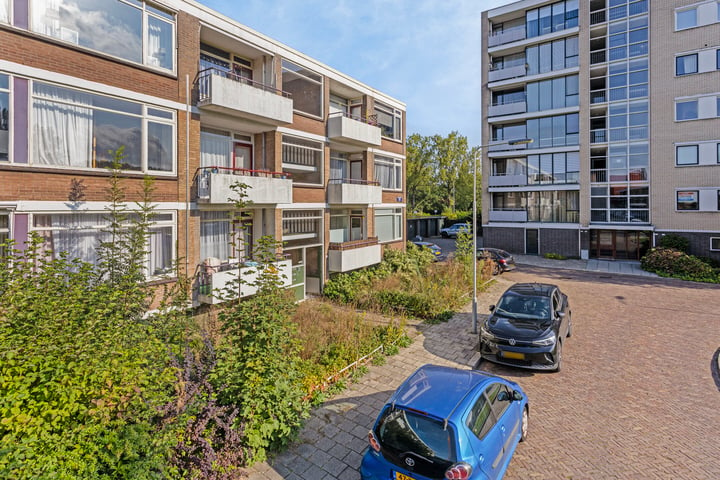 Bekijk foto 36 van Stellingwerfstraat 63-2