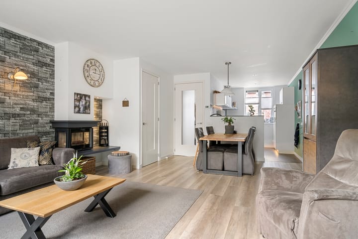 Foto 13 van Van Hallstraat 20