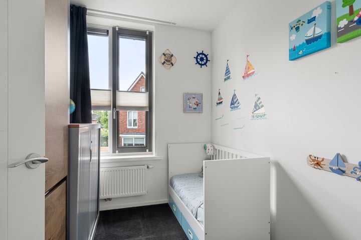 View photo 19 of Van Hallstraat 20