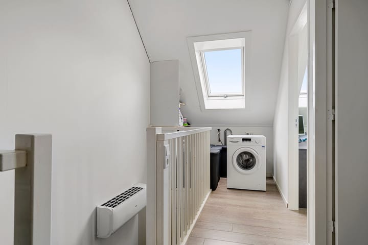 Foto 23 van Van Hallstraat 20