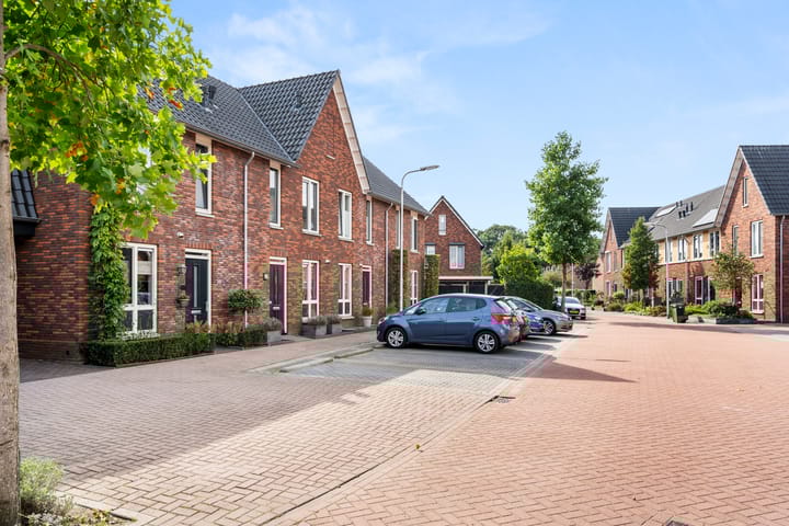 Foto 32 van Van Hallstraat 20