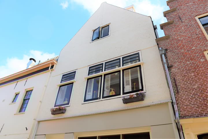Sint Annastraat 3