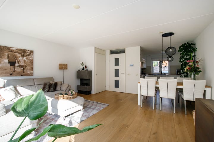 Photo 11 of Havenstraat 154