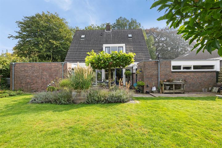 View photo 41 of Hoofdweg 126