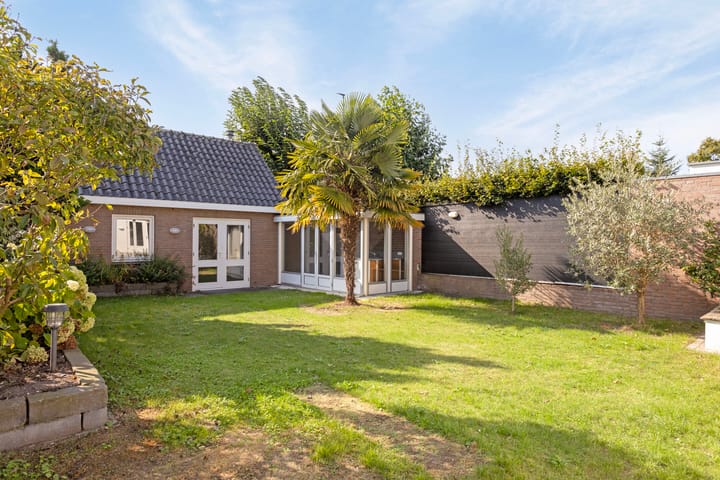 Foto 28 van Land van Ravensteinstraat 73