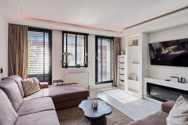 Foto 9 van Van der Helststraat 102