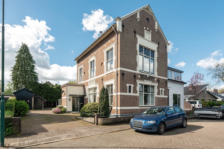 Leestraat 11