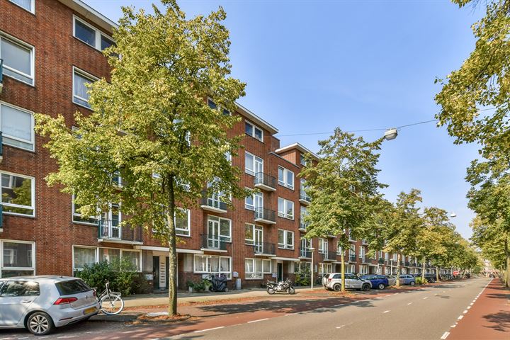 Bekijk foto 1 van Waalstraat 178-1