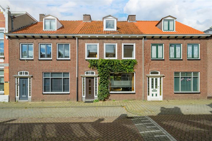 View photo 1 of Grazendonkstraat 27