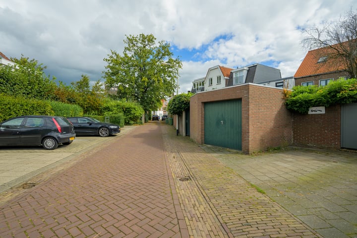 Bekijk foto 37 van Grazendonkstraat 27