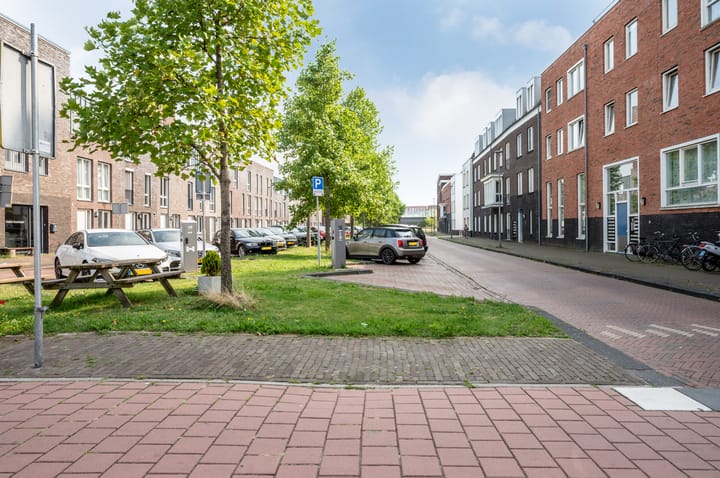 Photo 31 of Beneluxlaan 645