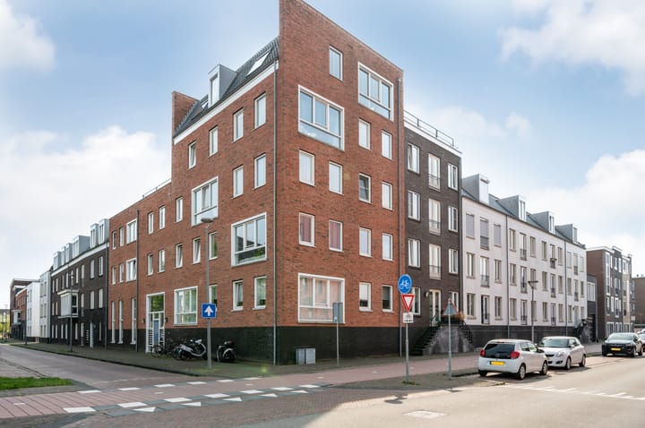 Photo 37 of Beneluxlaan 645