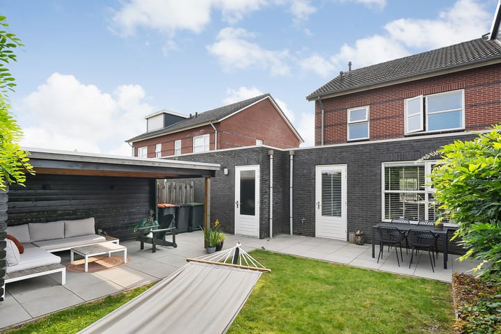 Foto 1 van Kamferbekestraat 57