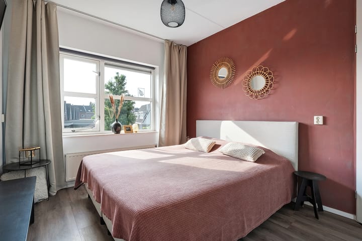 Foto 25 van Kamferbekestraat 57