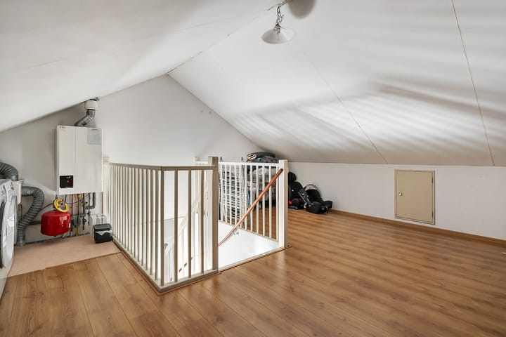 Foto 34 van Kamferbekestraat 57