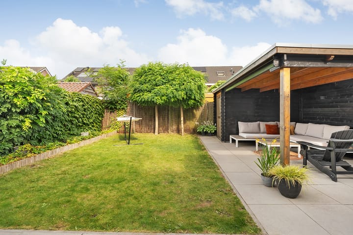 Foto 38 van Kamferbekestraat 57