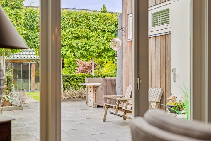 Foto 16 van Burgemeester Wuiteweg 60