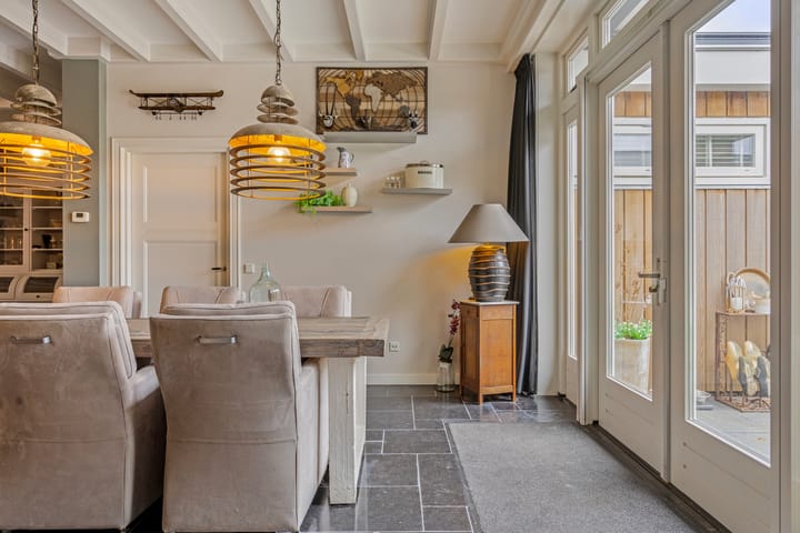 Foto 20 van Burgemeester Wuiteweg 60