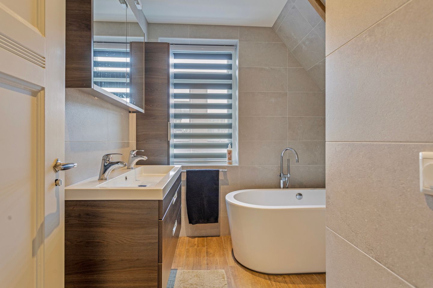 Foto 35 van Burgemeester Wuiteweg 60