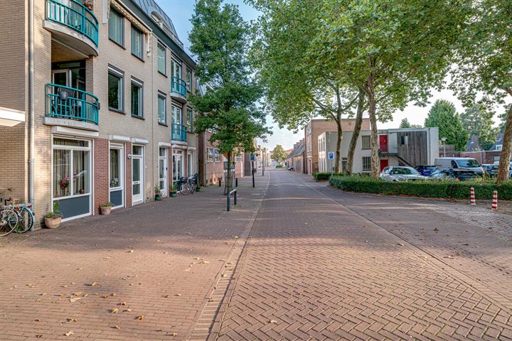 View photo 3 of Schoolstraat 7-24