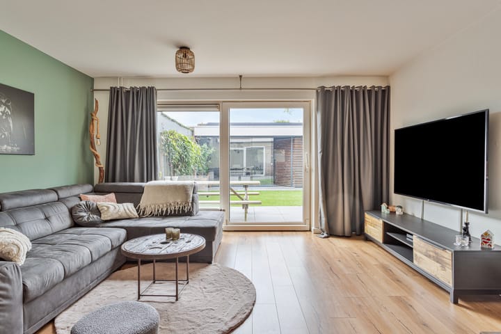 Foto 2 van Derde Broekdijk 10