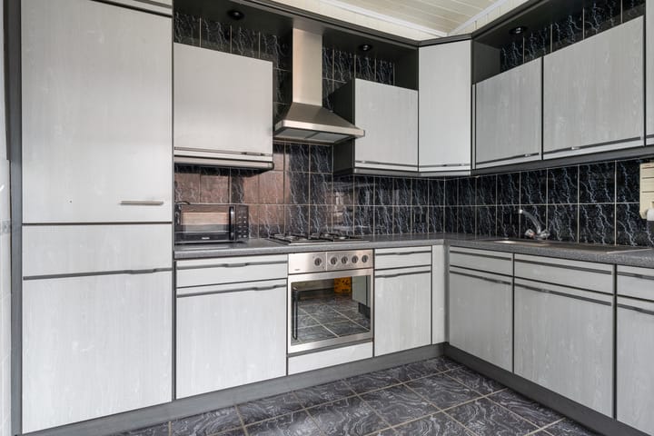 Foto 14 van Molenstraat 101