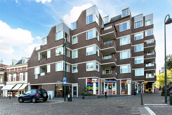 Bekijk foto 1 van Visbankflat 4