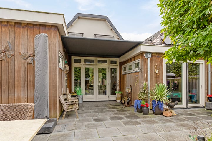 Foto 2 van Burgemeester Wuiteweg 60