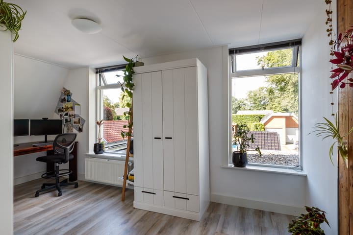 Foto 22 van Julianalaan 44