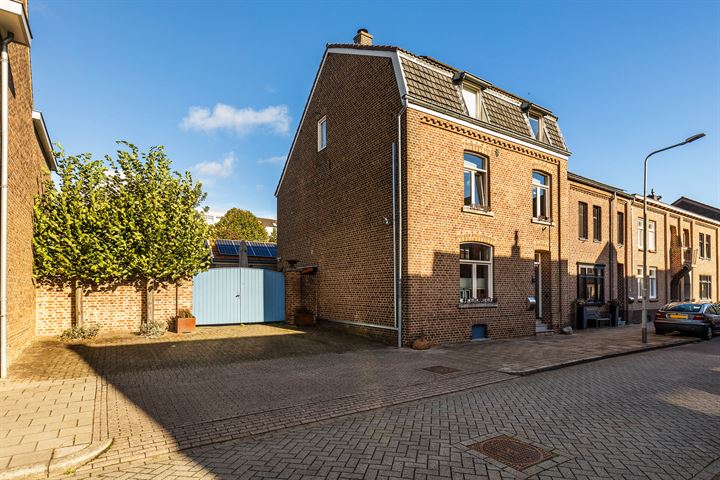 View photo 6 of Molenstraat 31